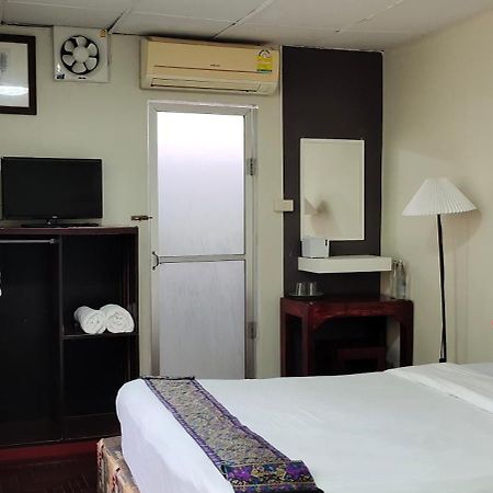 צ'יאנג מאי Born Guest House מראה חיצוני תמונה